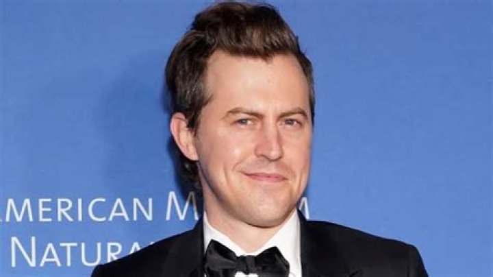 Alex Moffat Net Worth | Celebrity Net Worth