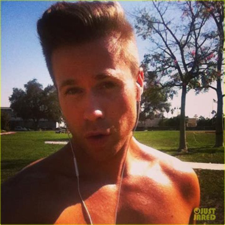 Ashley Parker Net Worth | Celebrity Net Worth