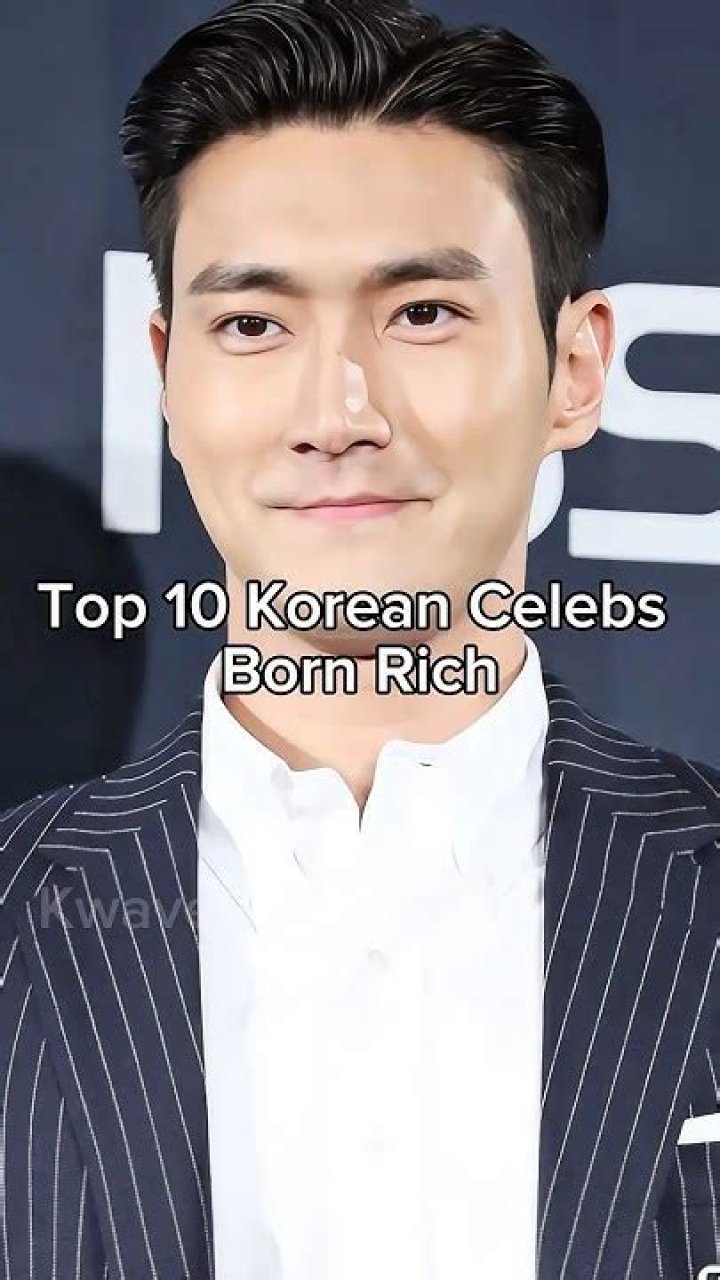 These Celebrities Were Born Rich!