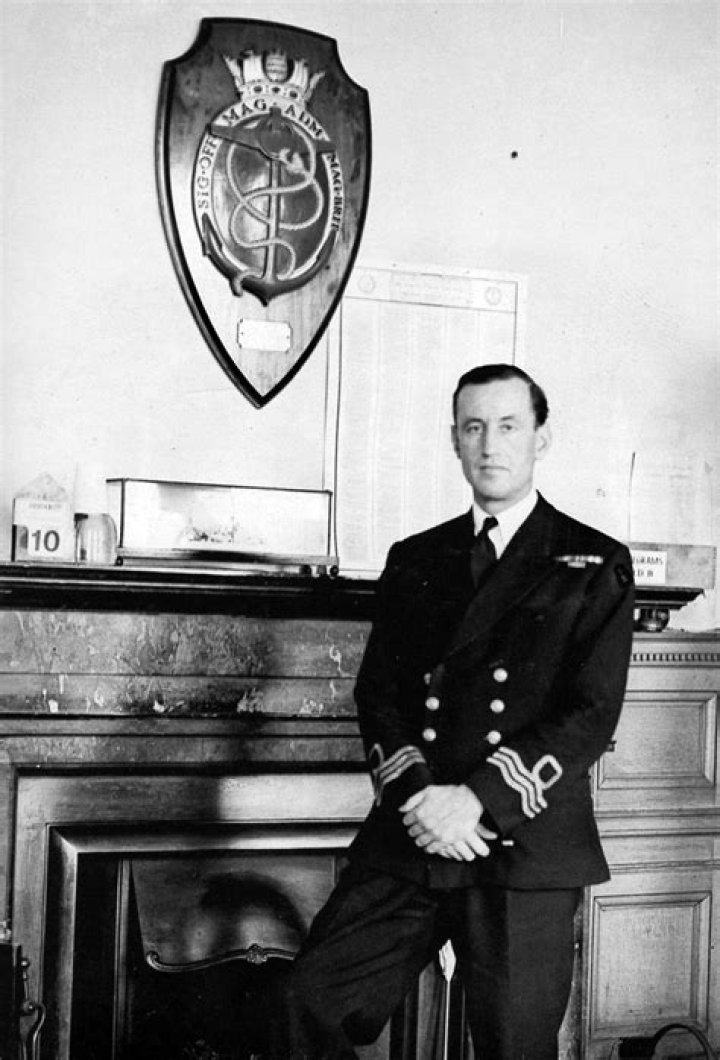 After Gathering Dust In A Barn For 40 Years, A Classic Bentley Owned By James Bond Writer Ian Fleming Is Now For Sale