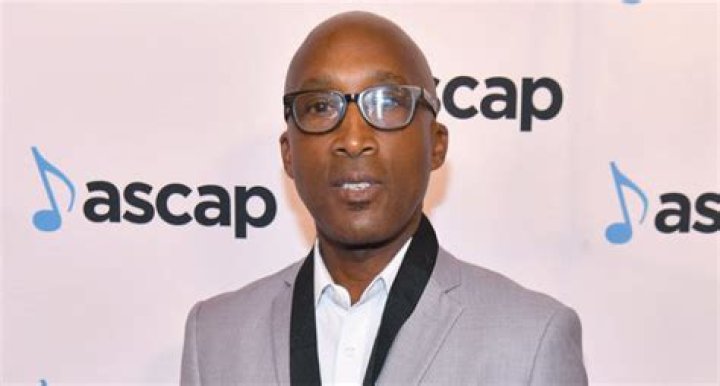 D'wayne Wiggins Net Worth | Celebrity Net Worth