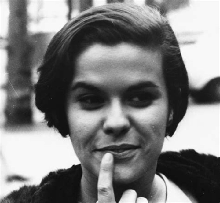 Elis Regina Net Worth | Celebrity Net Worth