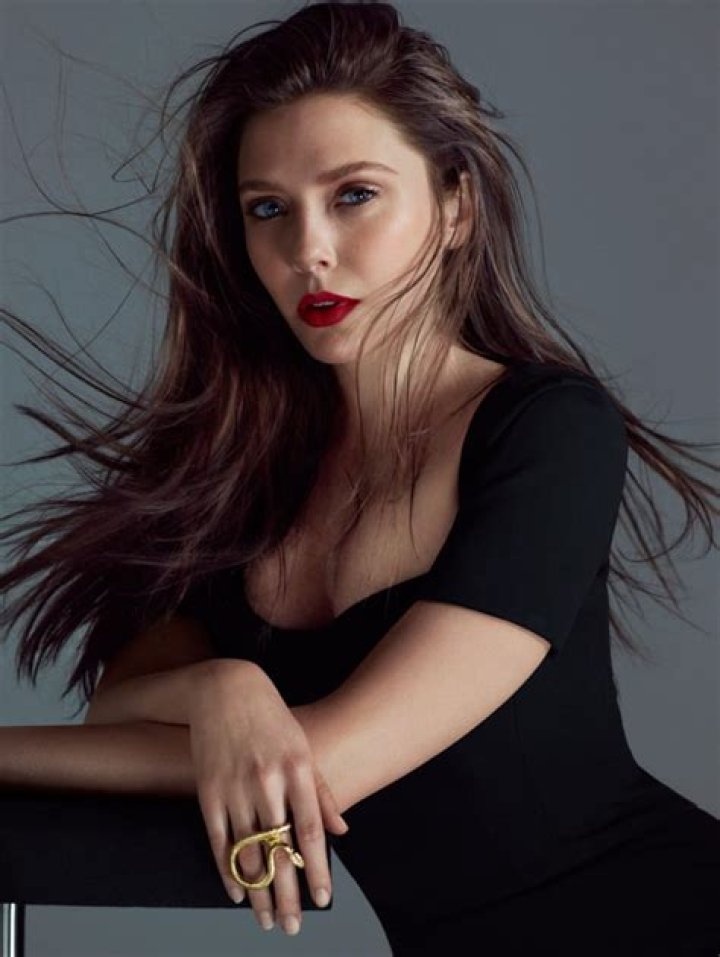 Elizabeth Olsen Net Worth | Celebrity Net Worth