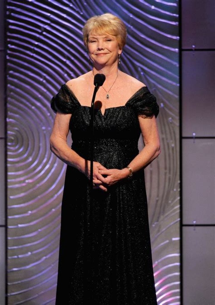 Erika Slezak Net Worth | Celebrity Net Worth