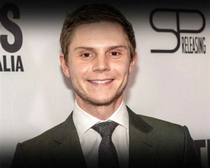 Evan Peters Net Worth | Celebrity Net Worth
