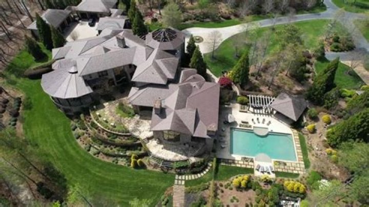 Former Atlanta Brave Chipper Jones Is Selling His Georgia Home For $15 Million