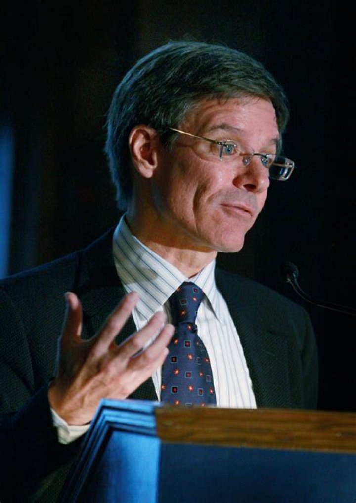 Gordon Segal Net Worth | Celebrity Net Worth