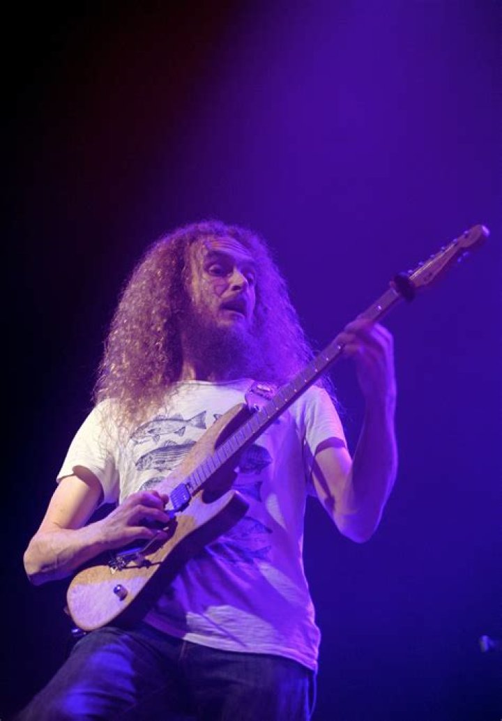 Guthrie Govan Net Worth | Celebrity Net Worth