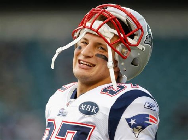 How Much Rob Gronkowski Has Made In The NFL – And How Much He'll Make This Year