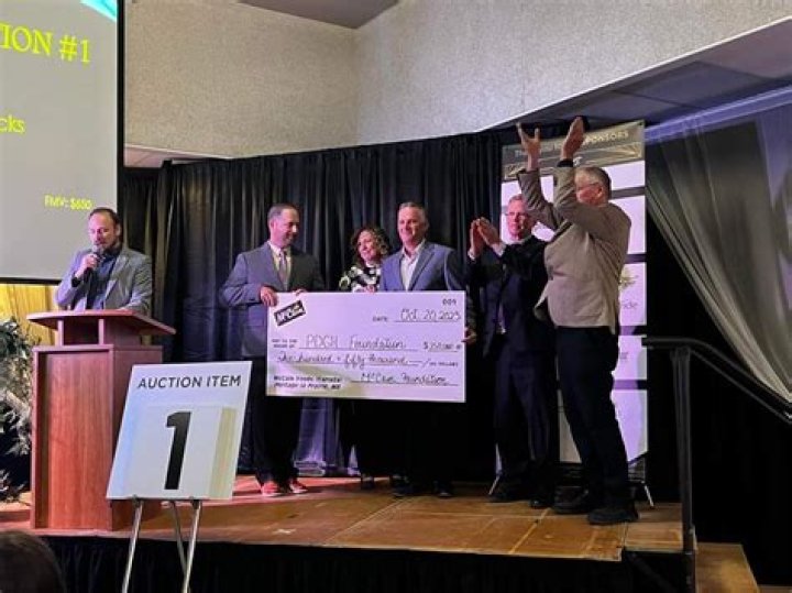 Jeff Bezos Donates $10 Million To With Honor Fund, Supporting Vets Running For Office