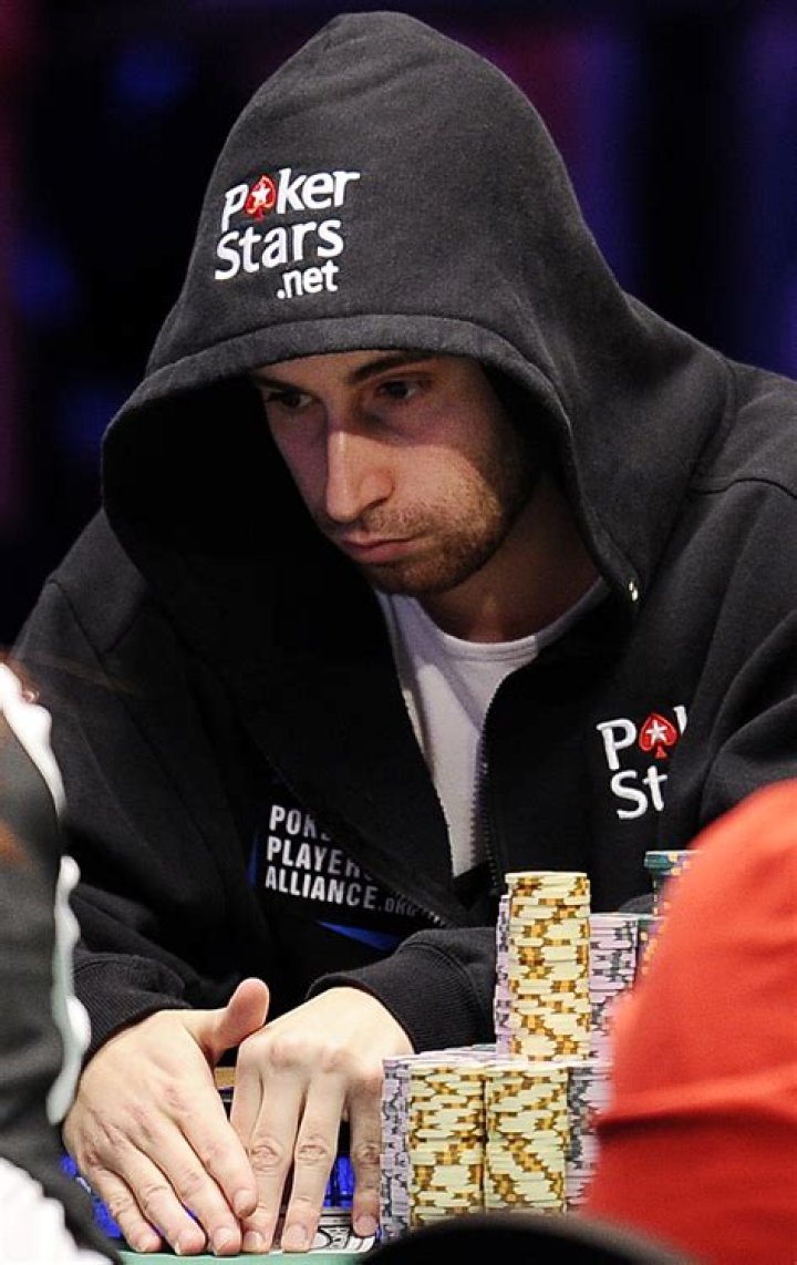 Jonathan Duhamel Net Worth | Celebrity Net Worth