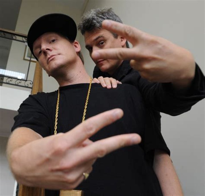 Jonathan Torrens Net Worth | Celebrity Net Worth