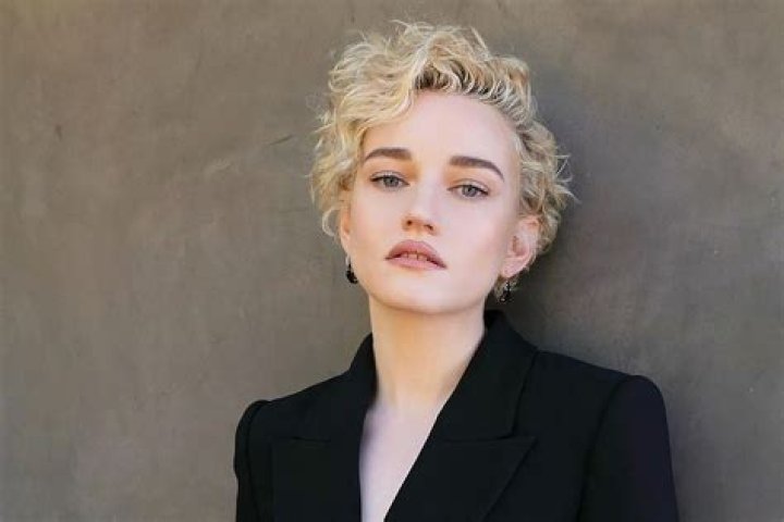 Julia Garner Net Worth | Celebrity Net Worth