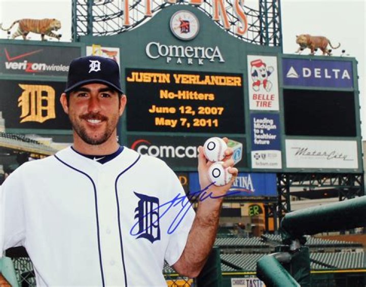 Justin Verlander Signed A Record Deal To Stay With The Astros