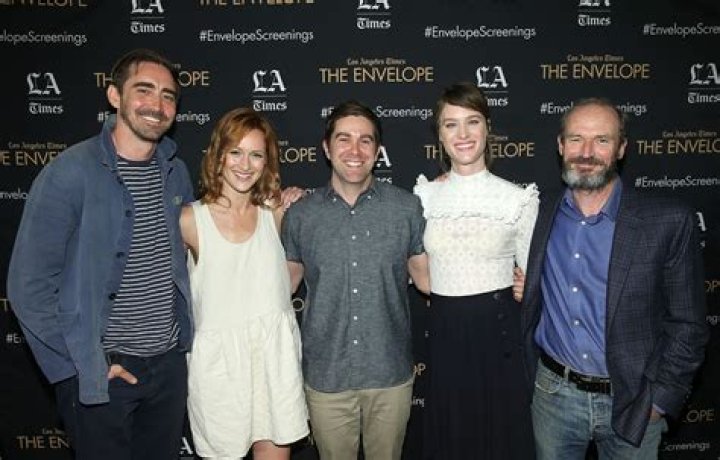 Kerry Bishé Net Worth | Celebrity Net Worth