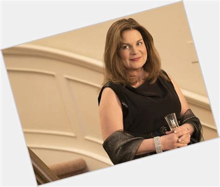 Linda Kash Net Worth | Celebrity Net Worth