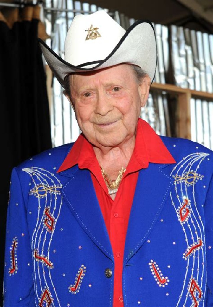 Little Jimmy Dickens Net Worth