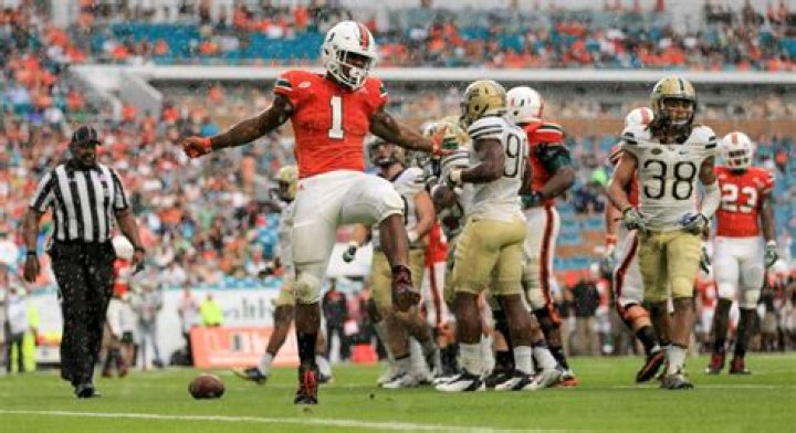 Mark Walton Net Worth | Celebrity Net Worth