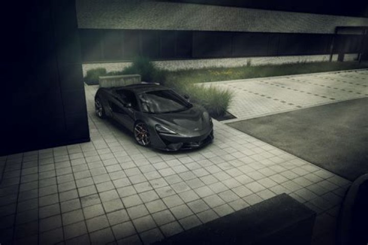 McLaren Goes After Ferrari And Lamborghini's Throats With New 570S