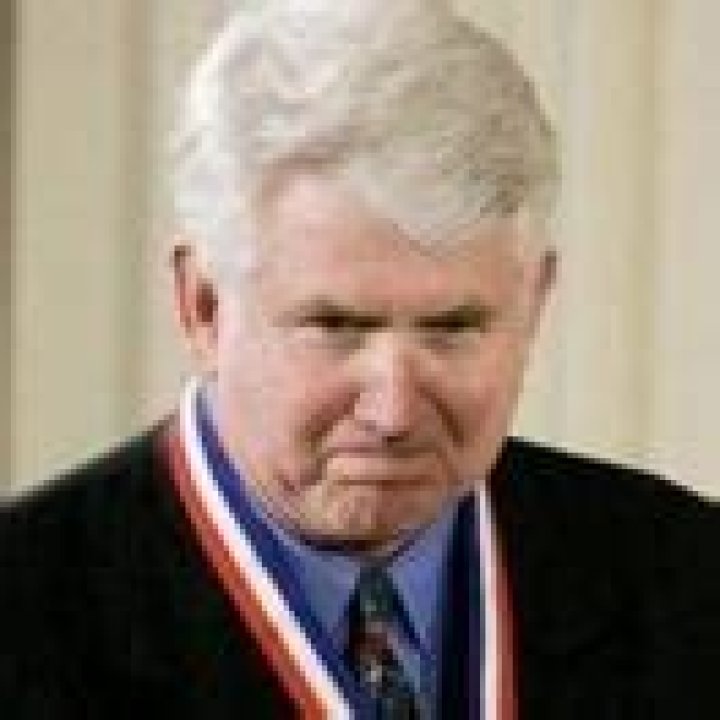 Mel Metcalfe Net Worth | Celebrity Net Worth