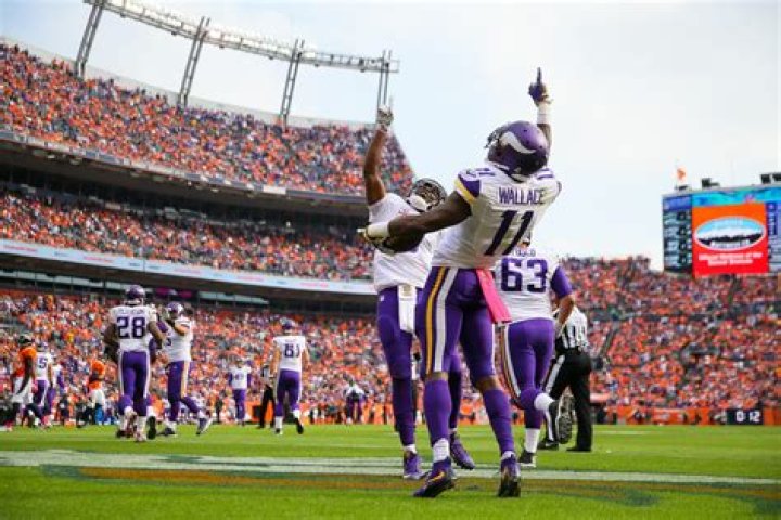 Mike Wallace Net Worth | Celebrity Net Worth