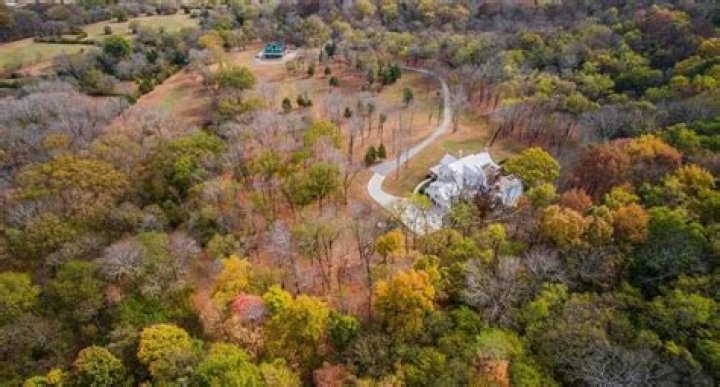 Miley Cyrus Sells Nashville Ranch For $14 Million