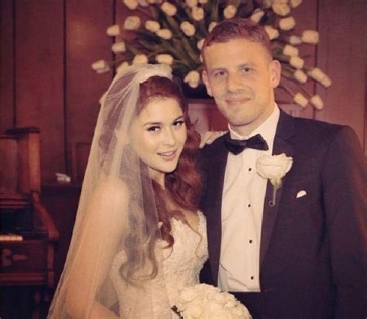 Renee Olstead Net Worth | Celebrity Net Worth