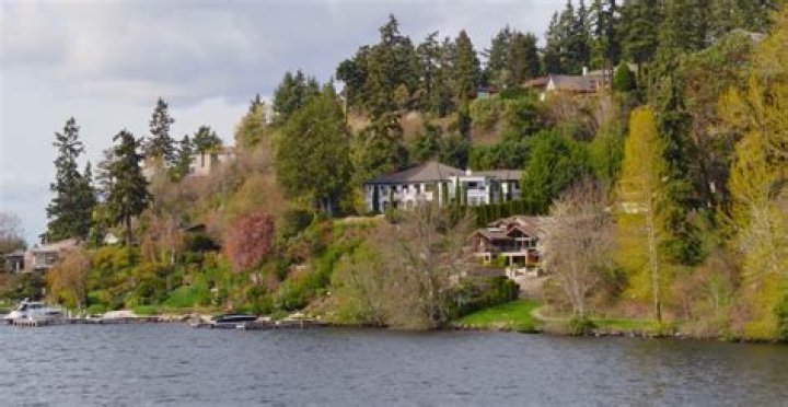 Russell Wilson And Ciara Sell Lakefront Seattle Mansion & Next Door Lot For $31 Million