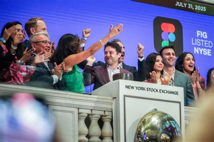 How A Random California High School Made MILLIONS Off The Snapchat IPO