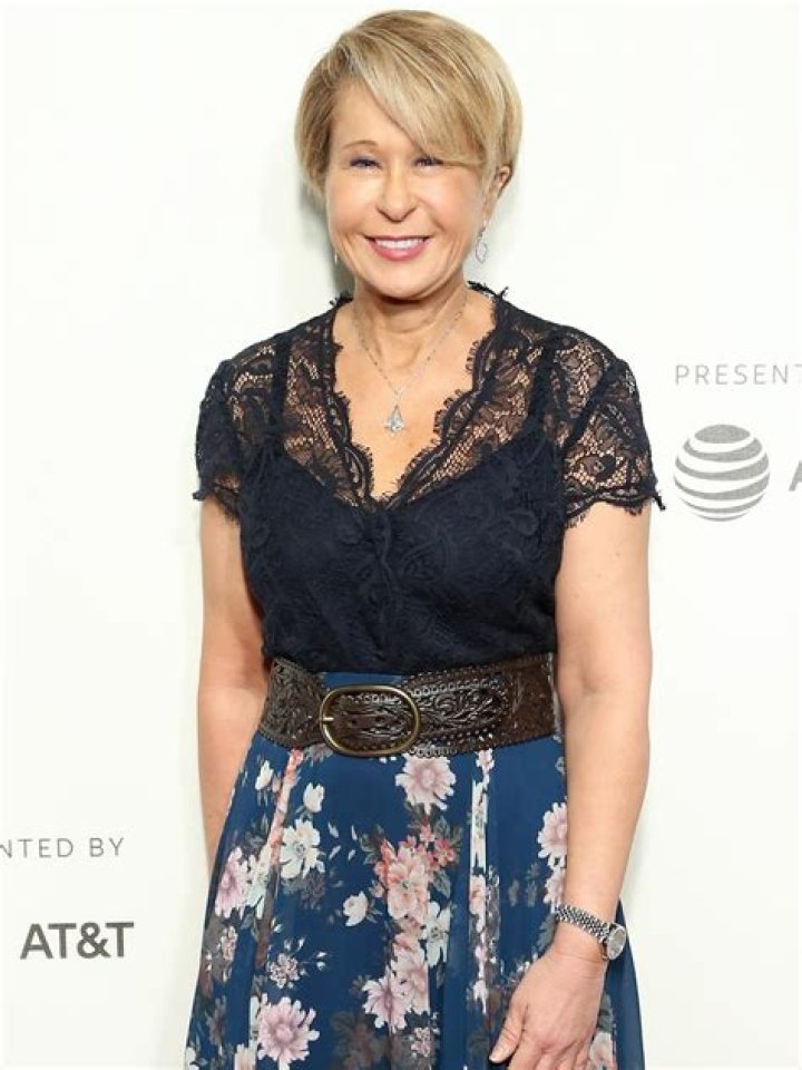 Yeardley Smith Net Worth | Celebrity Net Worth